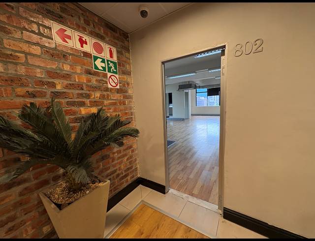 124M² OFFICE TO LET IN CAPE TOWN CITY CENTRE